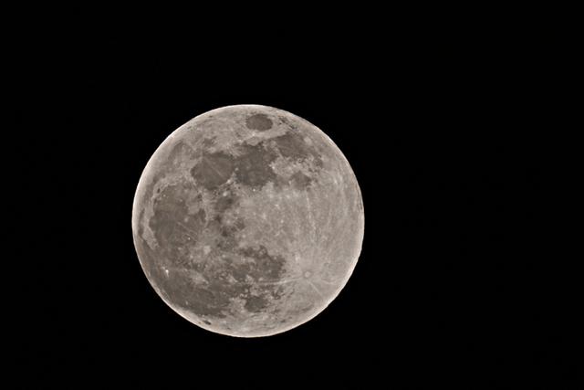 2009 Jan 10th Perigee moon