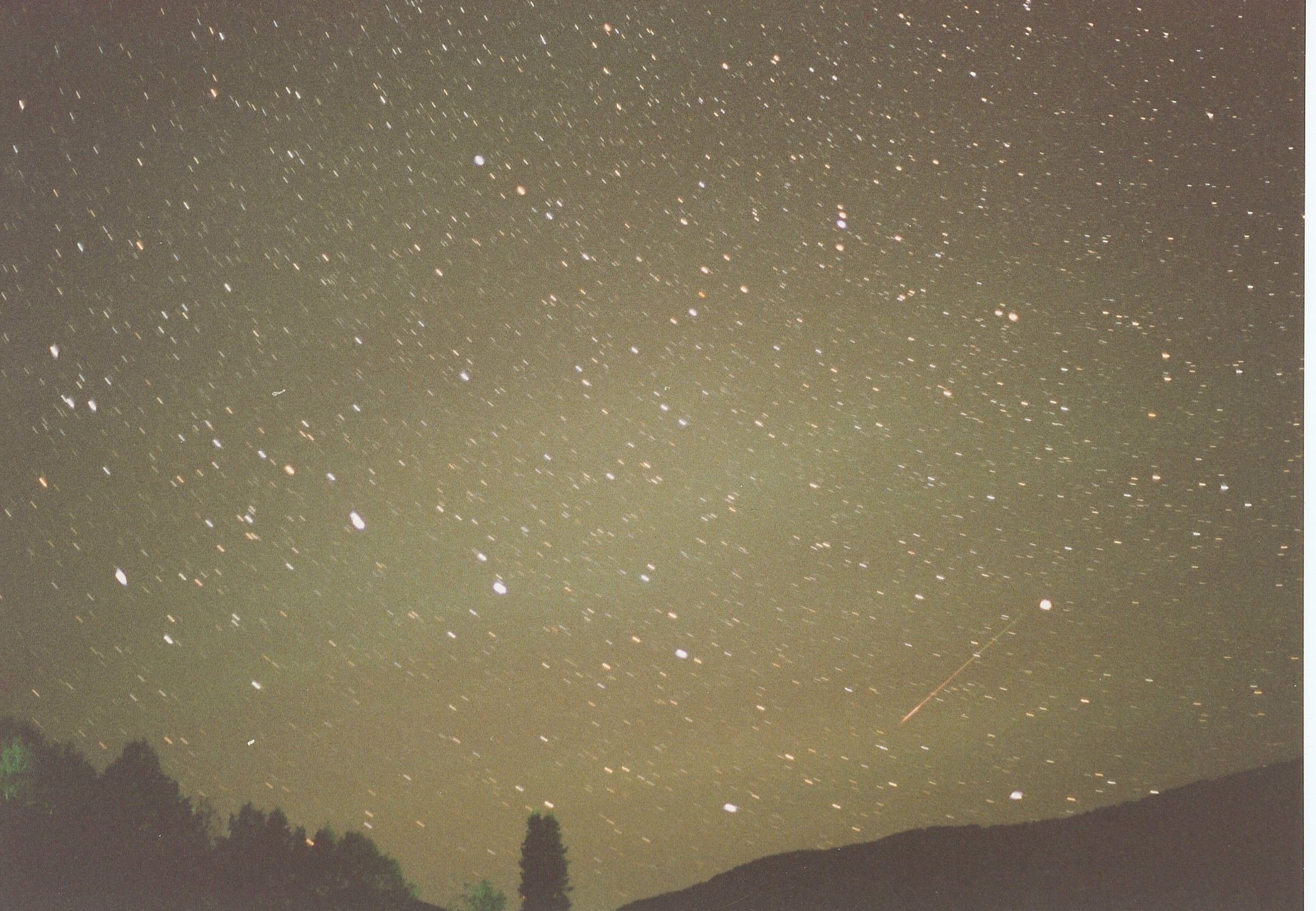 Perseid Meteor in Big Dipper