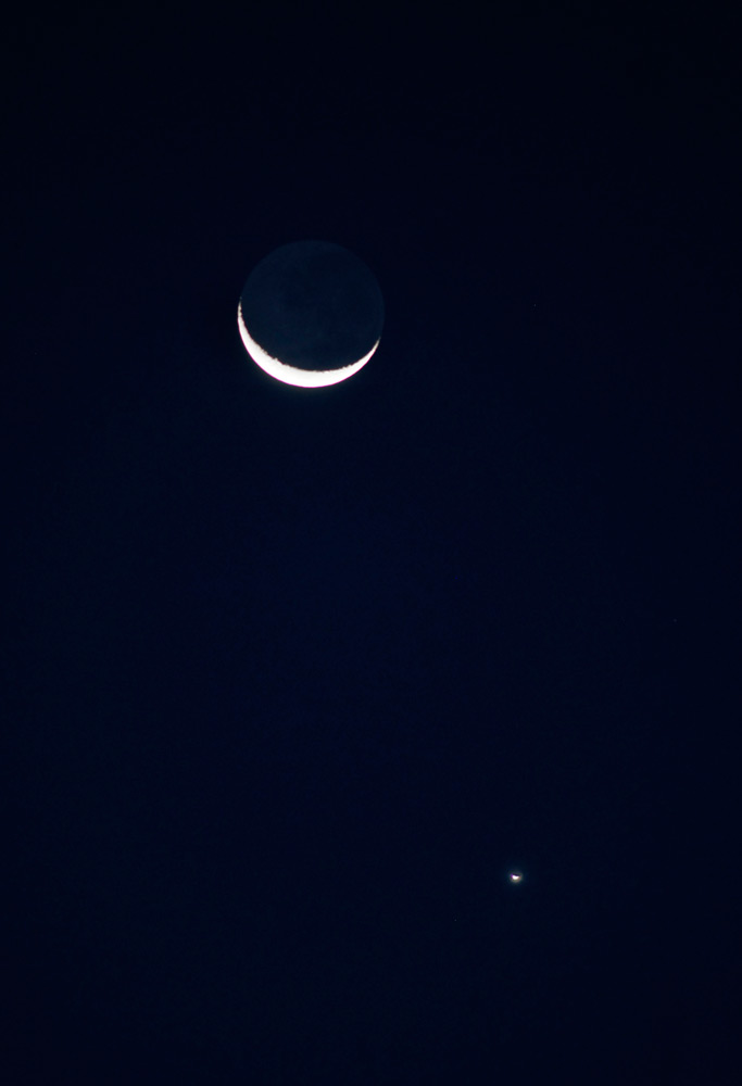 Moon-Venus  2-27-09